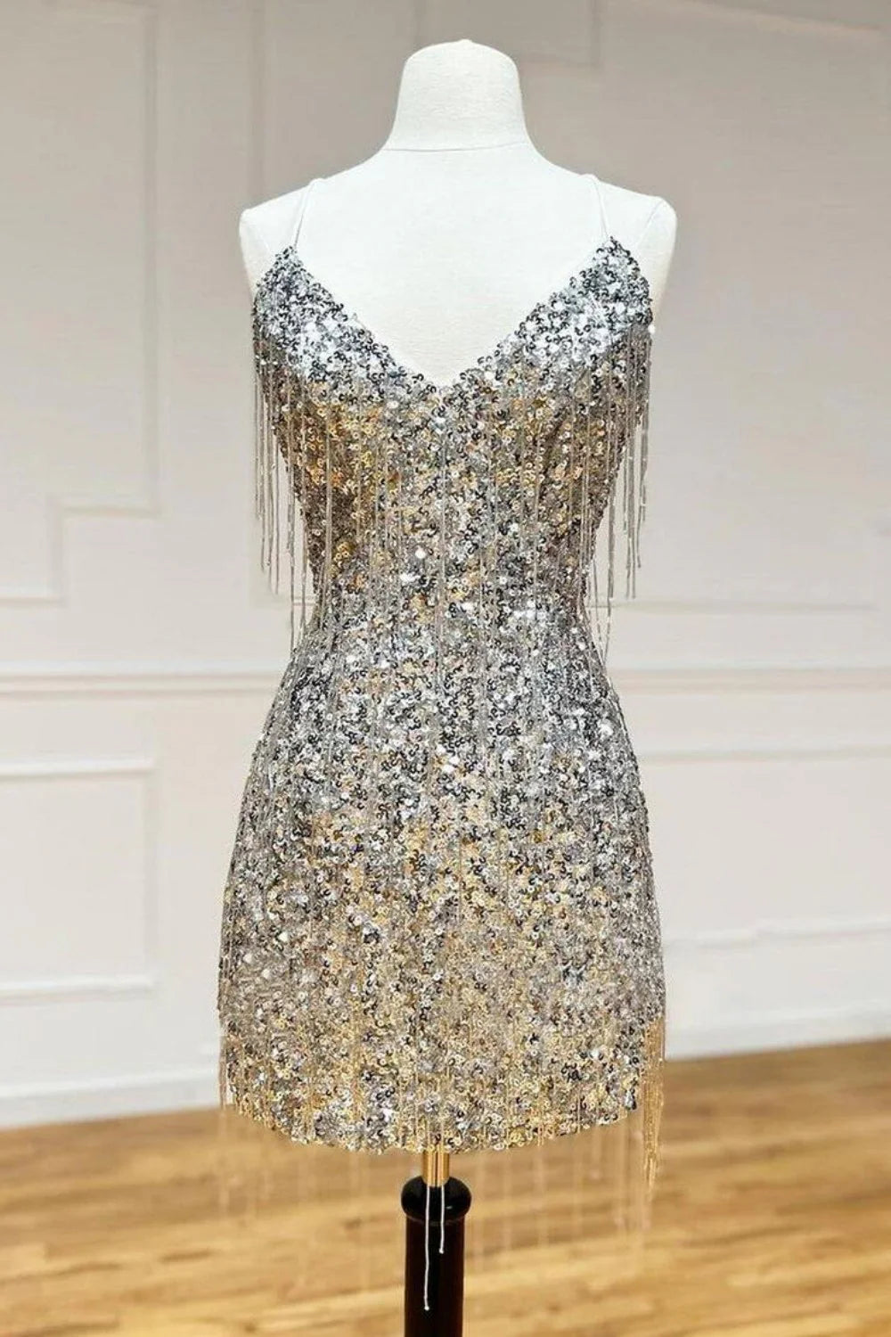Silver V-Neck Glitter Sequin Homecoming Dress With Fringe Details AS436