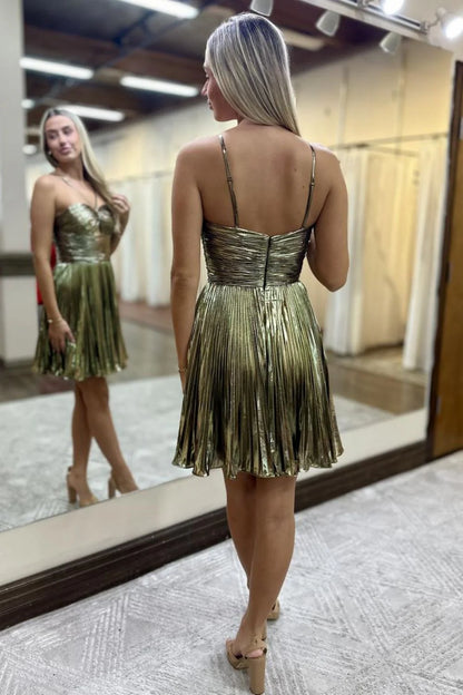 A-Line Halter Neck Short Metallic Homecoming Dress With Pleated Skirt AS464