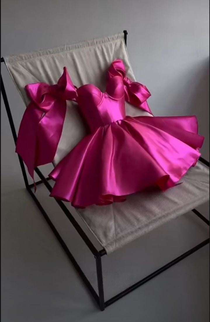 Bold Fuchsia Sweetheart Neckline A Line Mini Homecoming Dress With Bows Straps AS578