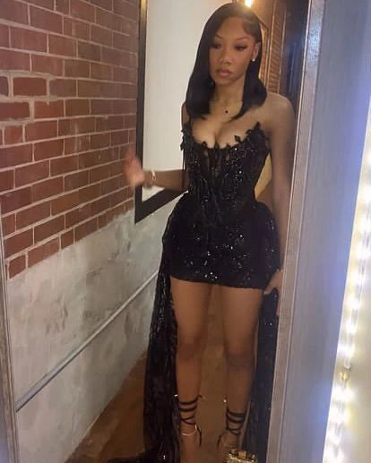 Sexy Black Strapless Bodycon Tulle Lace Sequin Mini Homecoming Dress With Side Train AS661