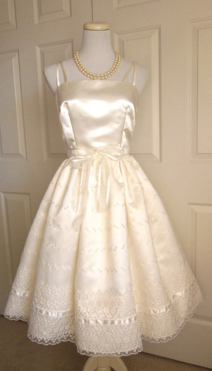 Vintage Ivory Square Neck Spaghetti Straps A Line Midi Homecoming Dress With Lace Trim & Bow Waist AS666