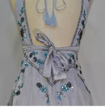 Vintage Light Grey V-Neck Sheath Homecoming Dress With Beaded Floral Applique AS689