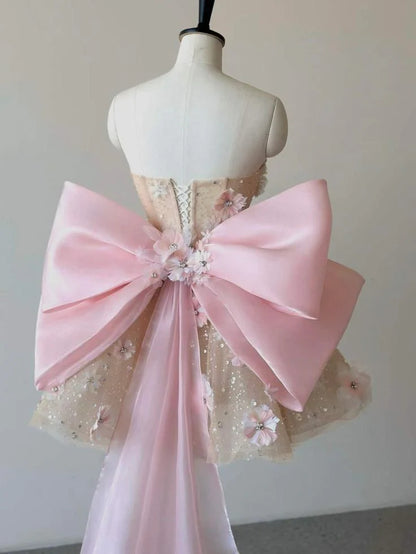 Enchanting Blush Sweetheart A Line Short Homecoming Dress With 3D Floral Applique & Oversized Bow AS704