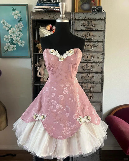 Vintage Pink Sweetheart A Line Short Homecoming Dress With Floral Applique & Tulle Underskirt AS711