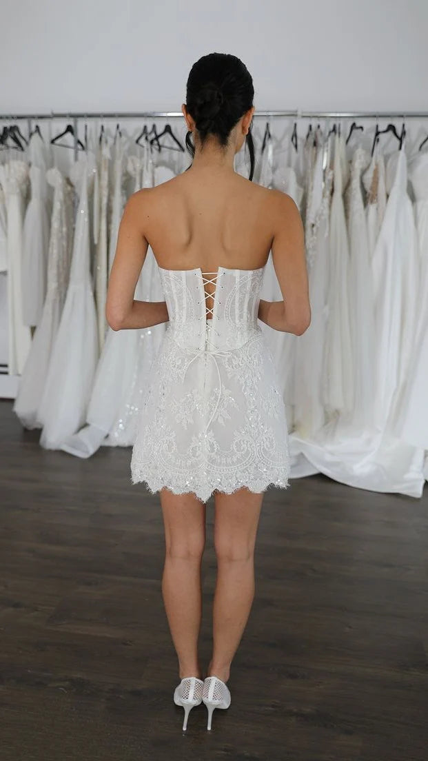 Opulent White Strapless Corset Bodycon Short Homecoming Dress With Beaded Lace Applique AS730