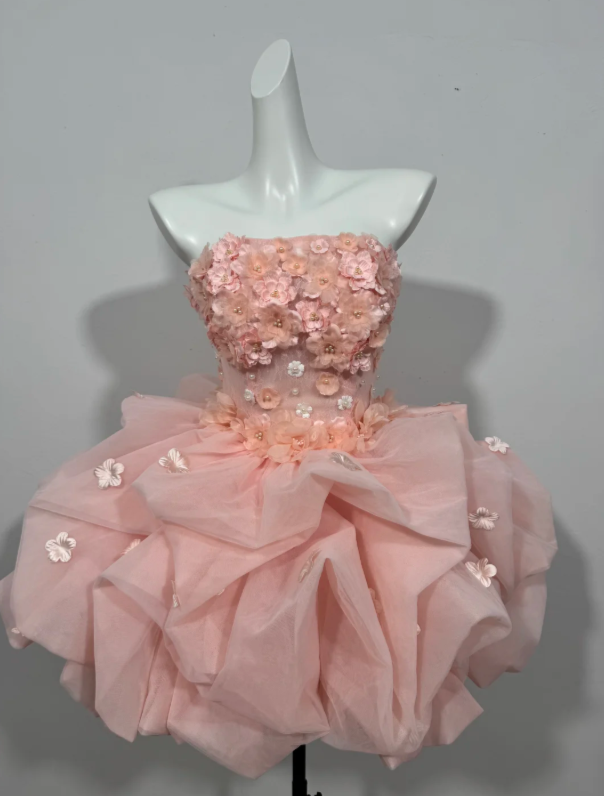 Dreamy Dusty Pink Strapless 3D Floral Pearl Applique Irregular Bubble Tulle Mini Homecoming Dress AS777