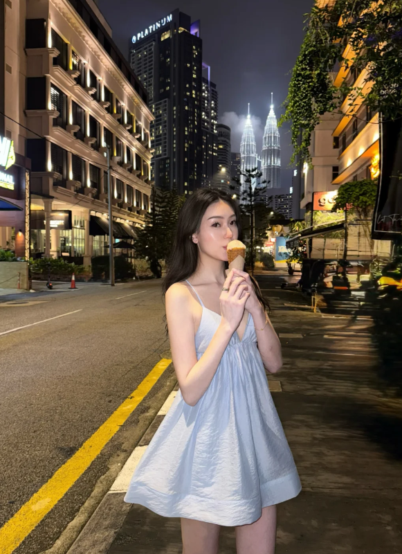 Whimsical Light Blue V-Neck Spaghetti Straps Crinkled Cotton Babydoll Empire Waist A-Line Mini Homecoming Dress AS815