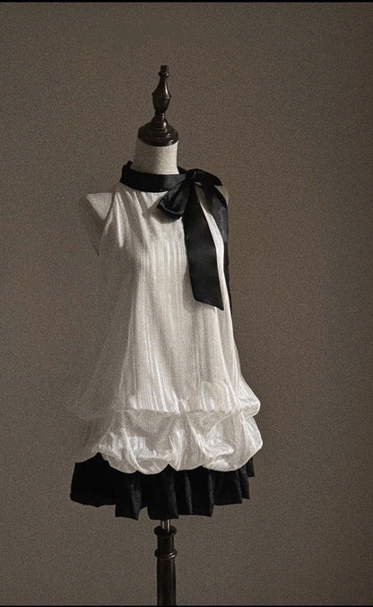 Vintage White Halter Polka Dot Chiffon A Line Short Homecoming Dress With Black Bow And Tiered Ruffle Skirt AS826