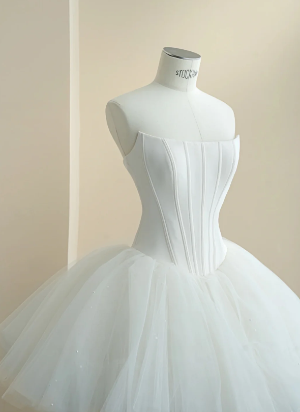 Pure Snow White Strapless Corset Bodice Multi-Layer Voluminous Tulle Tutu Floral Trim Hem A Line Short Homecoming Dress AS995