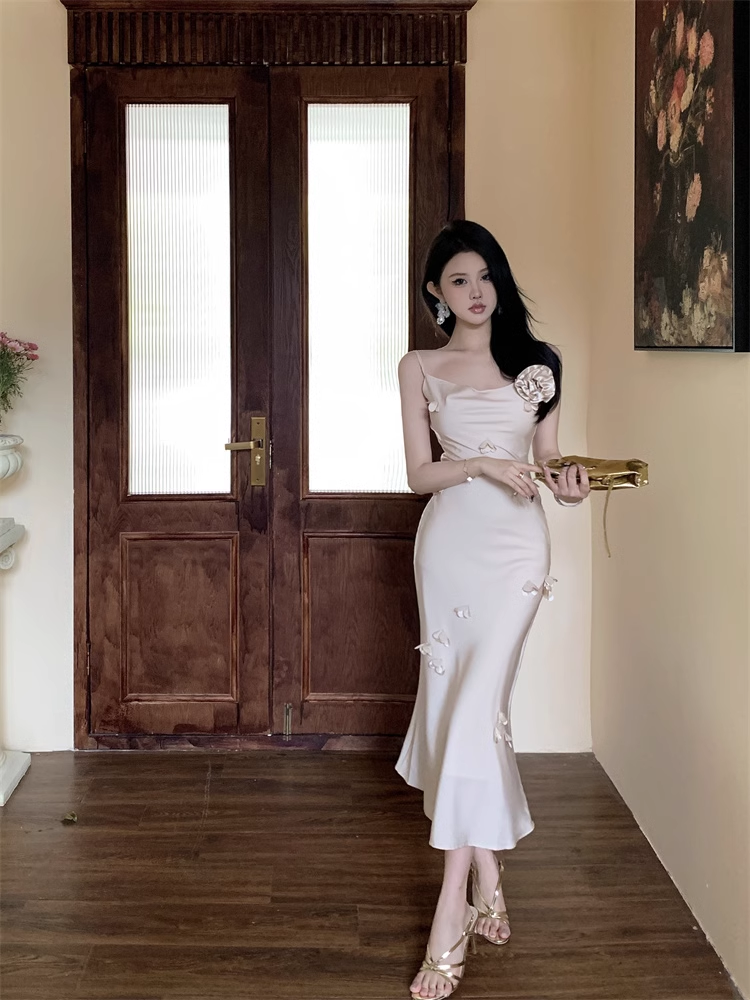 New Elegant Three-dimensional Floral Decoration Slim Mermaid Spaghetti Strap Dress  AP0257