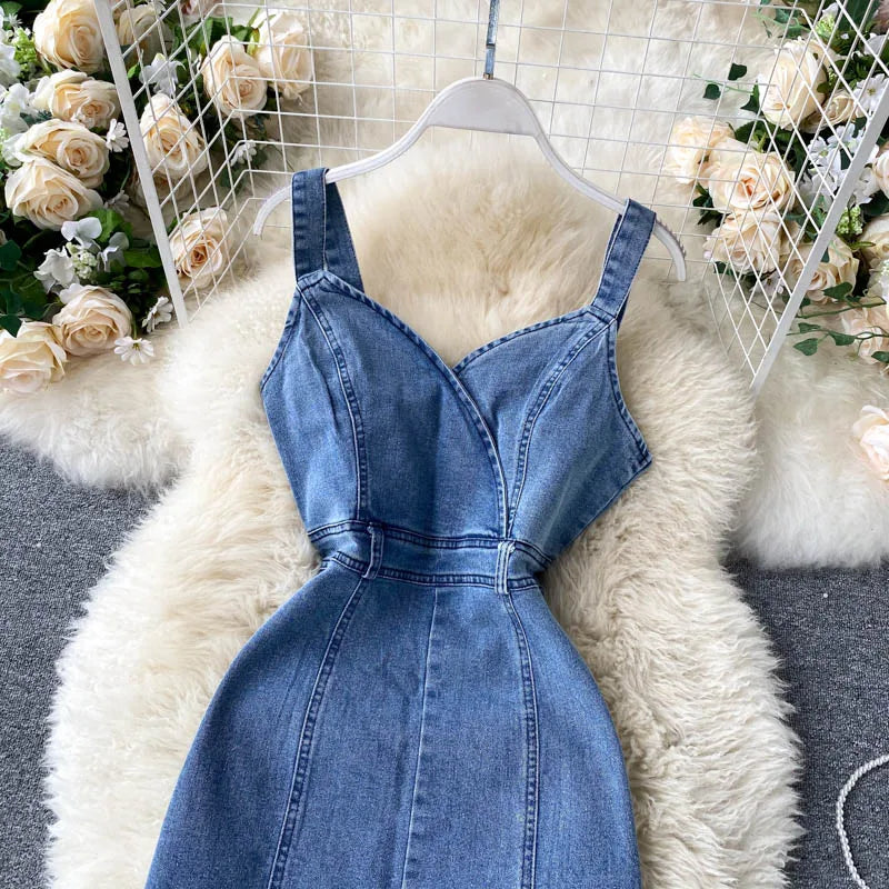 Simple Fashion Denim Sleeveless Midi Dress With Slit AP00212
