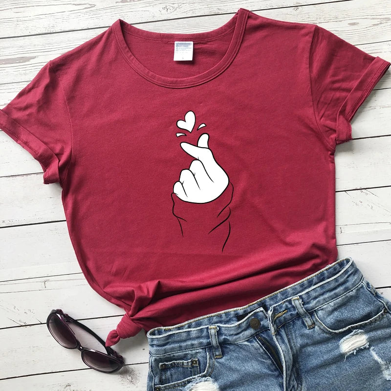 Women Hand Heart Gesture Graphic T-shirt AP000157