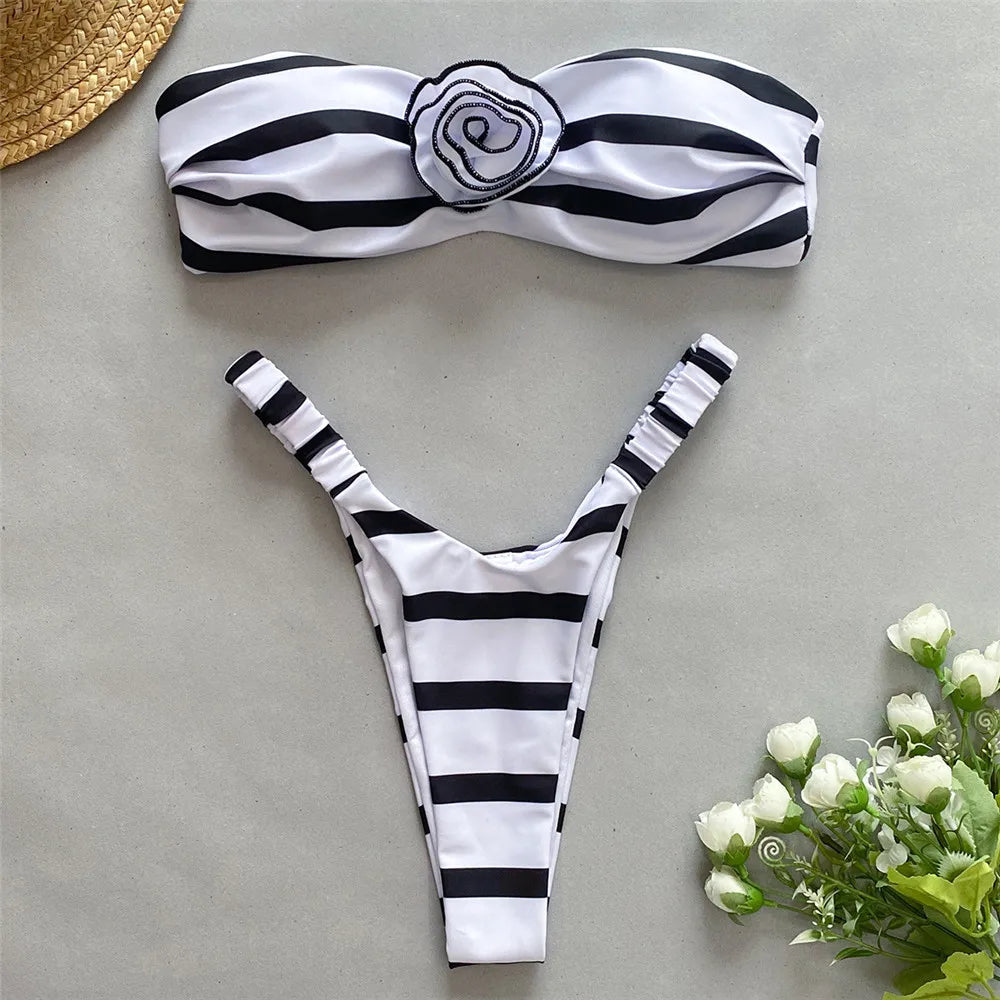 Simple Fashion Black And White Striped Bandeau Bikini Set Swimsuit AP000138