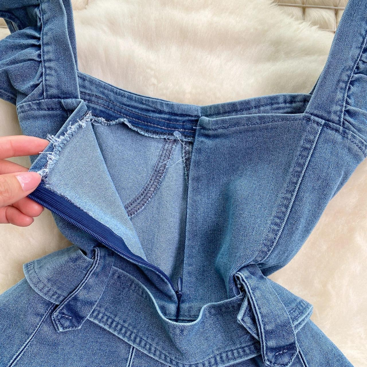 Simple Fashion Women Vintage-inspired Denim Belted Pinafore Dress AP00210