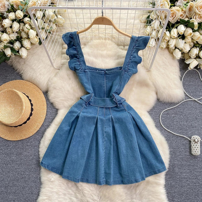 Simple Fashion Women Vintage-inspired Denim Belted Pinafore Dress AP00210