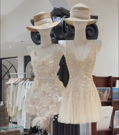 Luxury Champagne Spaghetti Straps V Neck Appliques Sheer Tulle A-Line Short Homecoming Dress Birthday Dress AS3449