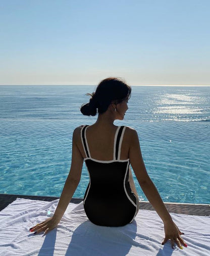 Style Swimsuit Female Sexy Steel Bracket Gathered In One-piece Spring Resort Swimsuit Black And White Show Thin Cover Belly AP00051