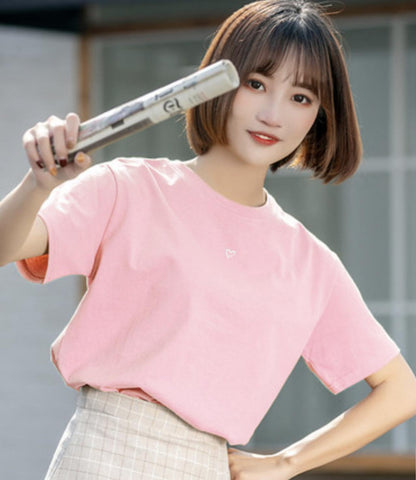 Simple Cute Heart Round Neck Fashion T-shirt AP00099