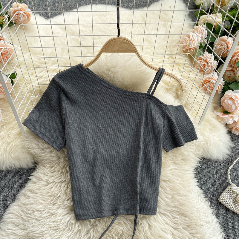 Simple Cute One Shoulder T-shirt for Women AP000108