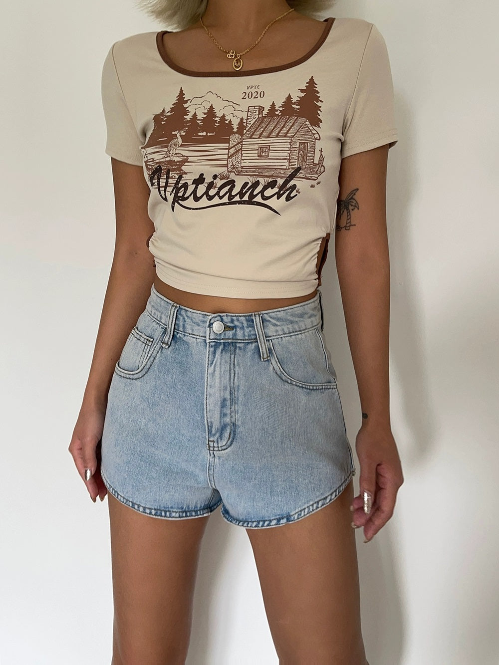 Cute Simple Stylish Printed Cut-out Short T-shirt AP000156