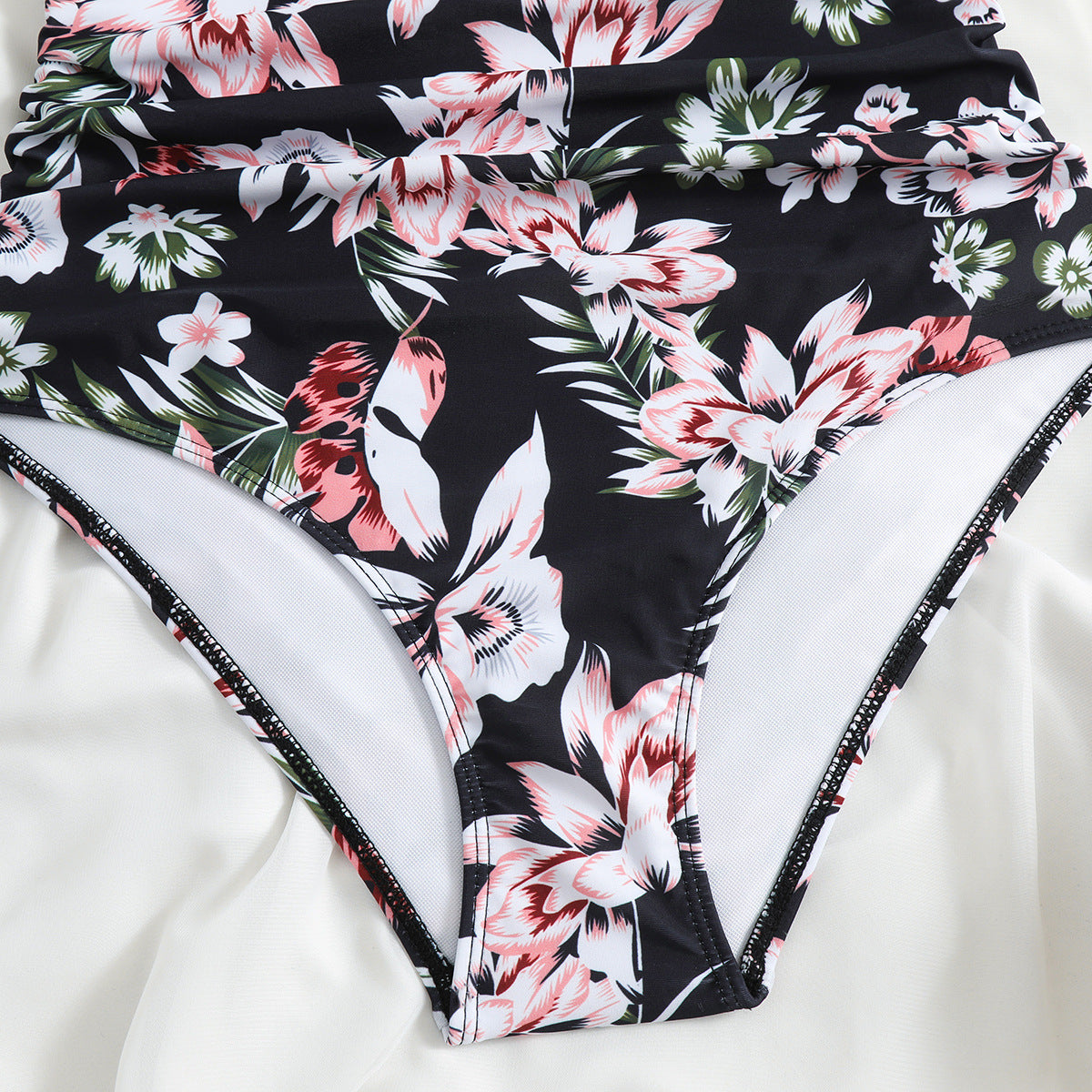 One Piece Swimsuit Conservative Leopard Print Hanging Neck Red Backless AP00057