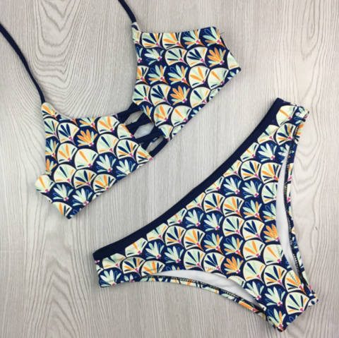Floral Stitching Bikini Swimsuit Fission Restoring Ancient Ways AP00043